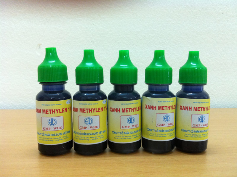 Xanh Metylen là một loại thuốc khá hiệu quả để điều trị bệnh lồi mắt ở cá Koi