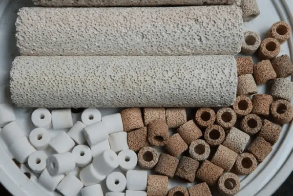 Các loại vật liệu lọc hồ cá Koi 